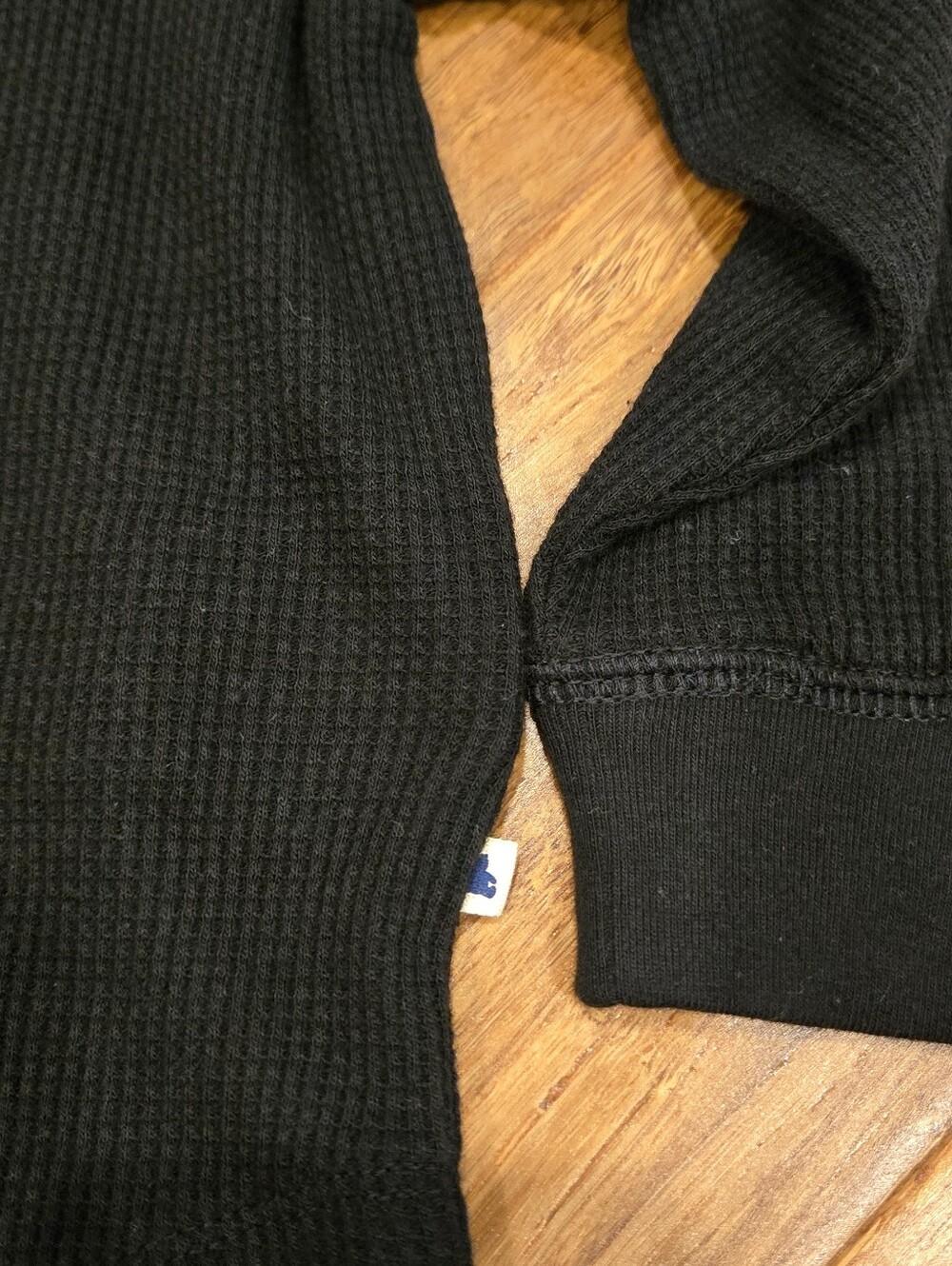 Gap Toddler Long Sleeve Thermal Shirt In Black - Picture 3 of 3